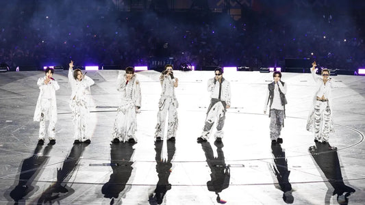 Escenario y público del primer concierto de BTS en el estadio El Campín de Bogotá, octubre de 2026